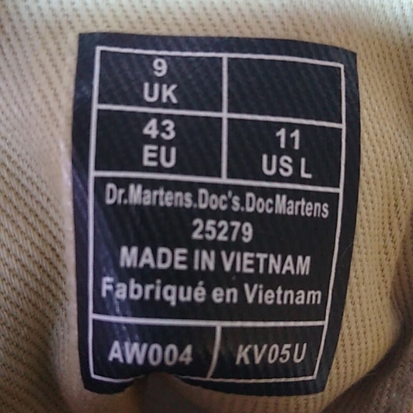 (NWOT) Dr. Marten's Vegan 'Pink Metallic' Women's Size 11 - Picture 9 of 9